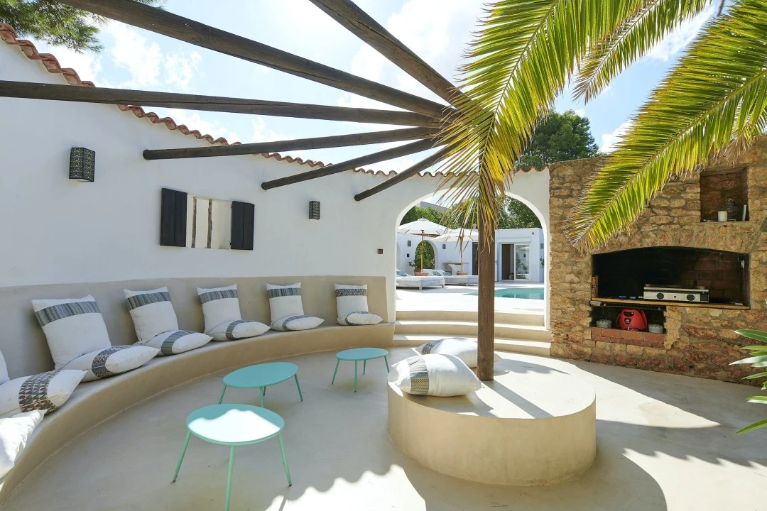 1681373356-Luxury real estates villa to rent Ibiza Lorenzo 47 bbq area.webp